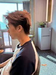 -即型男士理发工作室