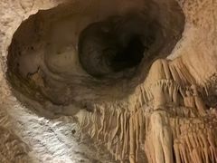 -波斯托伊纳溶洞