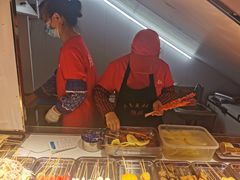 自助取餐区-胡仁根胡记炸炸炸