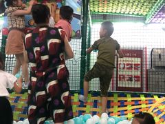 -蒙特利亲子乐园