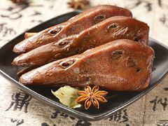 -张鸭子重庆特产卤味小吃(未来国际店)