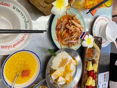 -小小集渔·泰式大排档(太古里香槟店)