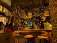 -城墙外BAR