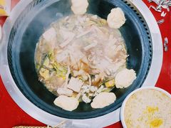 -哈尔滨东北铁锅炖(都督街店)