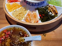 -怪噜范·老贵阳街头名小吃(汇金星力城店)