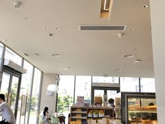 -奈雪的茶(民发广场长虹路PRO店)