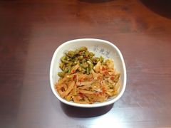 小菜-易裕和·长沙米粉(友谊路店)