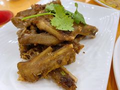 -鹏城人家海鲜酒家·23年老字号(较场尾店)