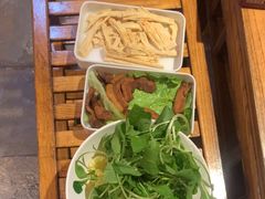 -快活林酸汤鱼鲜品火锅店(甲秀楼店)