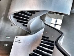 -瑰丽酒店·海吧·天际下午茶·现场DJ·天台酒吧