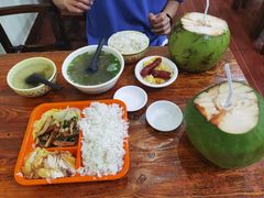 标配酸菜猪杂汤饭-陈记汤饭(水巷口店)