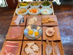 -银米·云南传统过桥米线(双廊黑金冠店)