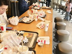 -肯德基(大桥北服务区东店)