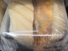 -全家便利店(襄阳南路店)