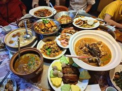 -黄泥岗·地道湖北菜(奥特莱斯店)