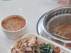 -龍歌自助小火锅(市南金茂湾店)