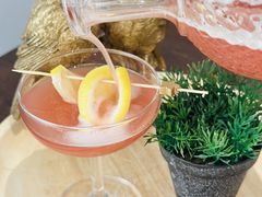 -Chom Cafe and Restaurant