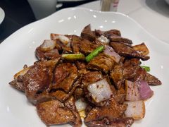 京葱爆猪肝-虎哥私房菜(馒头山店)