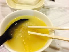 -鲜入围煮花胶鸡海鲜火锅