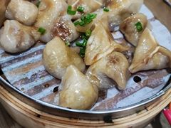 牛肉蒸芋饺-一溜下