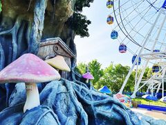 -蓝精灵乐园·世茂精灵之城主题乐园