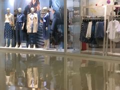 -H&M(华润万象城店)
