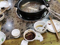 -乳仔牛牦牛汤锅 烤羊排(松潘古城店)