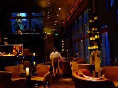 -翡翠36酒吧(浦东香格里拉店)