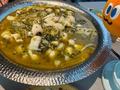 -有红鸡毛店·川菜(建设路店)