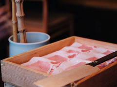 日本猪肉-鍋ぞう(新宿西口店)