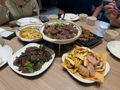 -六泰居·尔滨地标·东北菜(泰山路店)