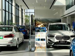 -上海宝信宝马4S店