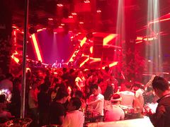 -赛博LIVE SHOW酒吧