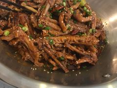 -张大师鸭爪爪特色干锅(南湖店)
