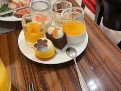 -君来湖滨饭店·玫瑰园