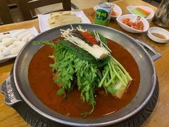 -喇喇排骨火锅·传统韩式脊骨汤(望京西园总店)
