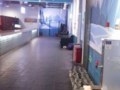 -乔波室内滑雪场