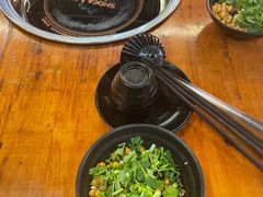 -三道苗苗鱼·美蛙黄辣丁(八里店)