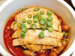 -渝是乎川渝小炒(新世界百货望京店)