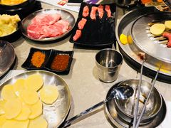 -哈哈碳都·牛肋条无限自助烤肉(台江万达店)