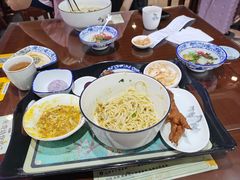 -百年老字号·观振兴蟹黄面·三虾面·苏式面(观前街富仁坊巷店)