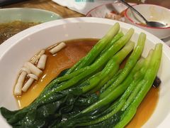 -新白鹿餐厅(百联中环店)