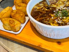 小油条配酸辣汤-味莊·青岛菜(云霄路店)