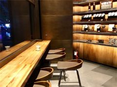 用餐区-星巴克臻选(南京艾尚天地店)