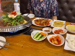 -喇喇排骨火锅·传统韩式脊骨汤(望京西园总店)
