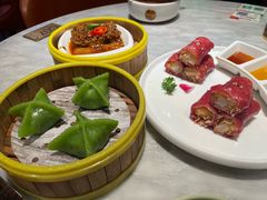 红米脆皮鲜虾肠-蝴蝶里·粤菜·点心(龙湖杭州金沙天街店)