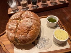 -恰餐厅及酒吧 CHAR Bar & Grill (北京丽都皇冠假日店)