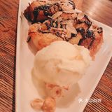 下班直接步行十分钟就能到。周边有地铁十二号线方便她过来