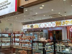 -红宝石·鲜奶小方·海派西点房(莘庄龙之梦店)