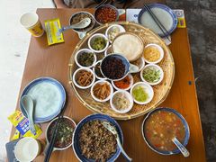 -包整·丝娃娃(一览甲秀楼风景店)